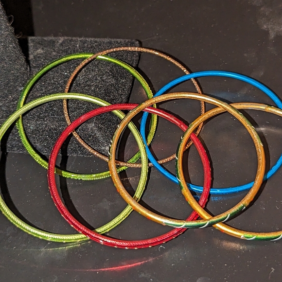 Bundle of Bangles - Picture 2 of 8